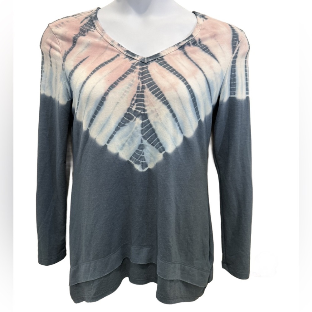 GreenTea Women's Tie-Dye Long Sleeve Top - Pink and Gray. Small